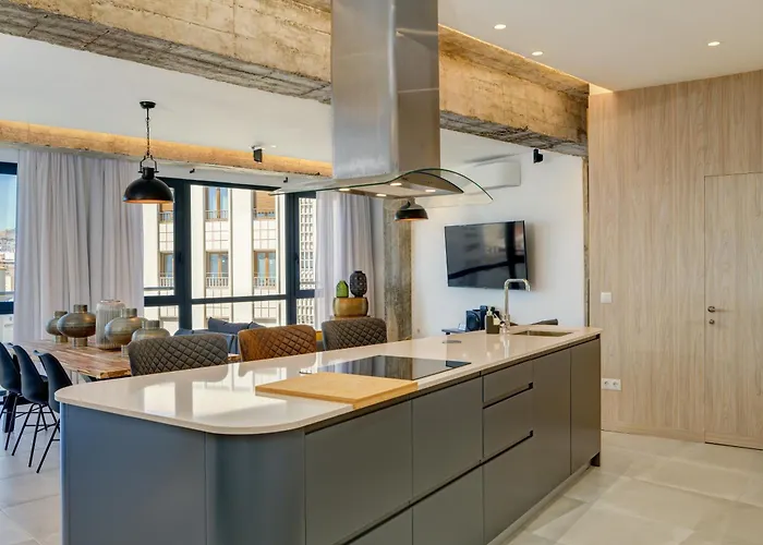 Tribuna Center By Seric,15' Walking To The *