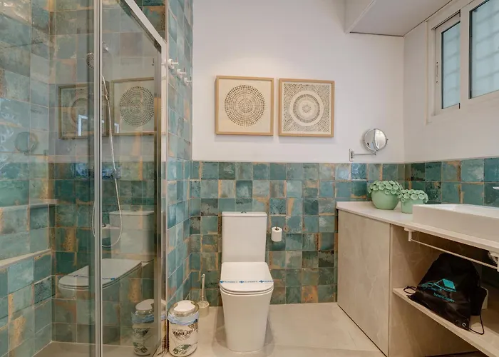 Tribuna Center By Seric,15' Walking To The דירה מאלגה