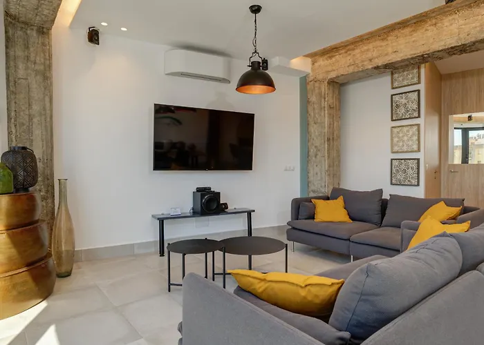 Tribuna Center By Seric,15' Walking To The דירה