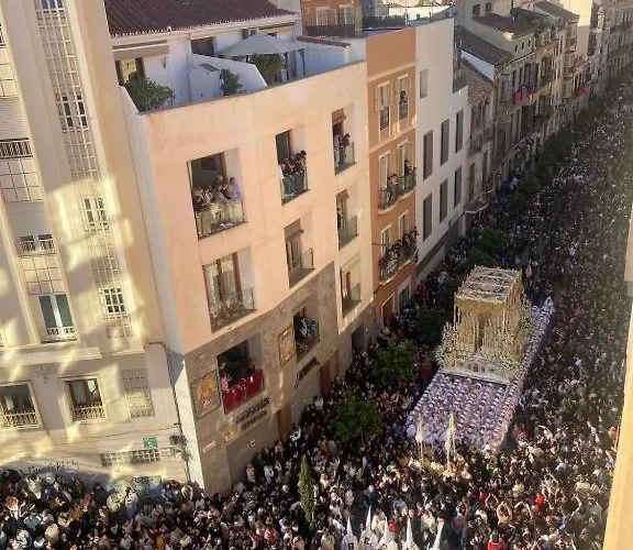 Tribuna Center By Seric,15' Walking To The דירה